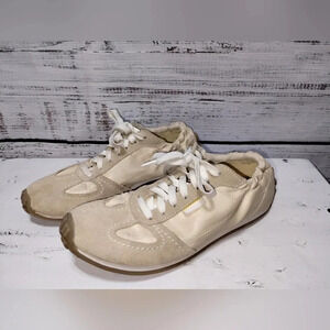 Zara Suede Athletic‎ Sneakers in Cream size 7.5 38 Athletic Comfy Suede Travel